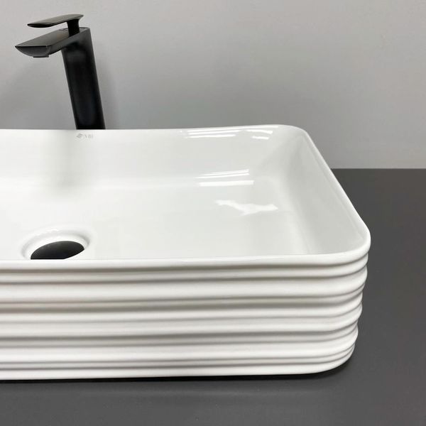Умивальник (раковина) VBI VOLTURINO WHITE накладний VBI-012619 фото